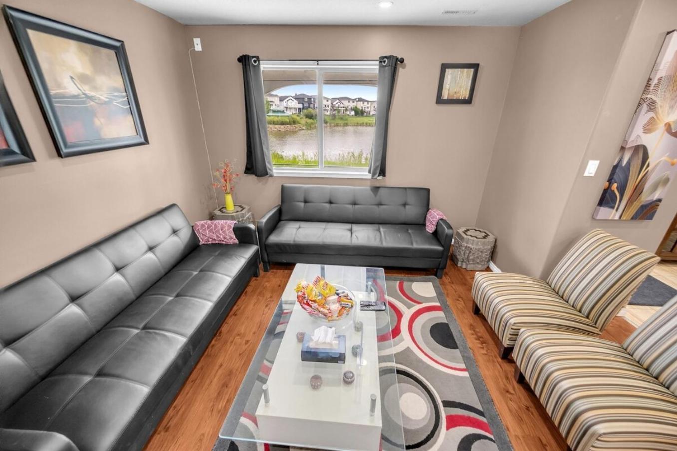 52-3 Bed Suite On Lake Central Ac By Airport Κάλγκαρι Εξωτερικό φωτογραφία