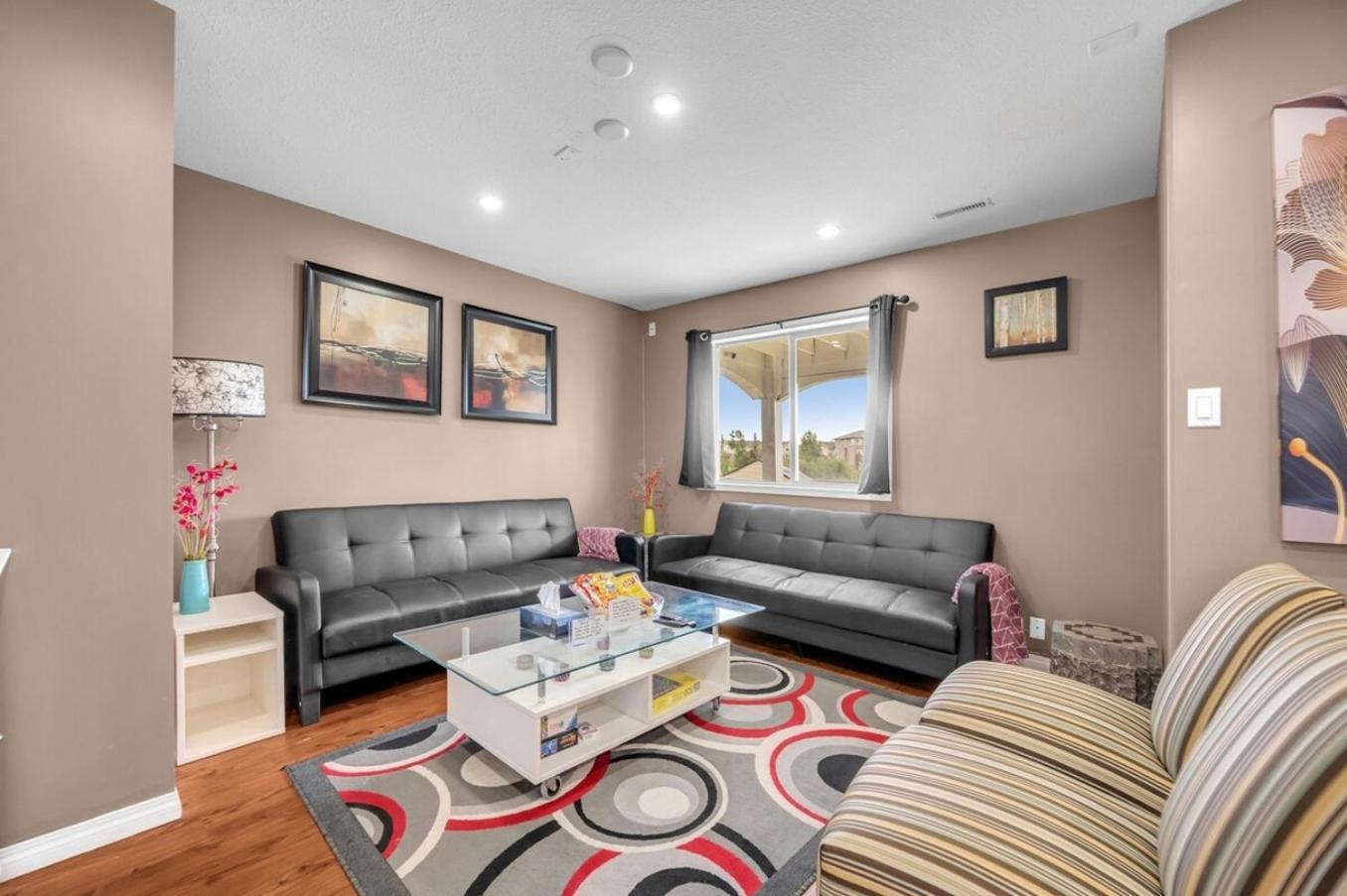 52-3 Bed Suite On Lake Central Ac By Airport Κάλγκαρι Εξωτερικό φωτογραφία