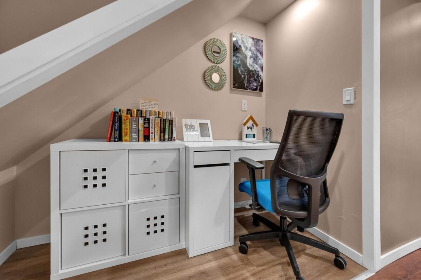 52-3 Bed Suite On Lake Central Ac By Airport Κάλγκαρι Εξωτερικό φωτογραφία