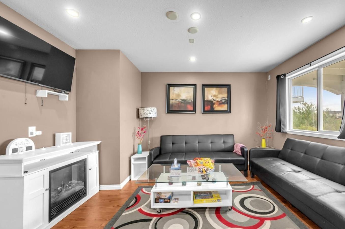 52-3 Bed Suite On Lake Central Ac By Airport Κάλγκαρι Εξωτερικό φωτογραφία